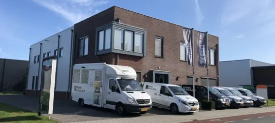 Trainingslocatie Kootwijkerboek, gebouw Dekker Betonlab